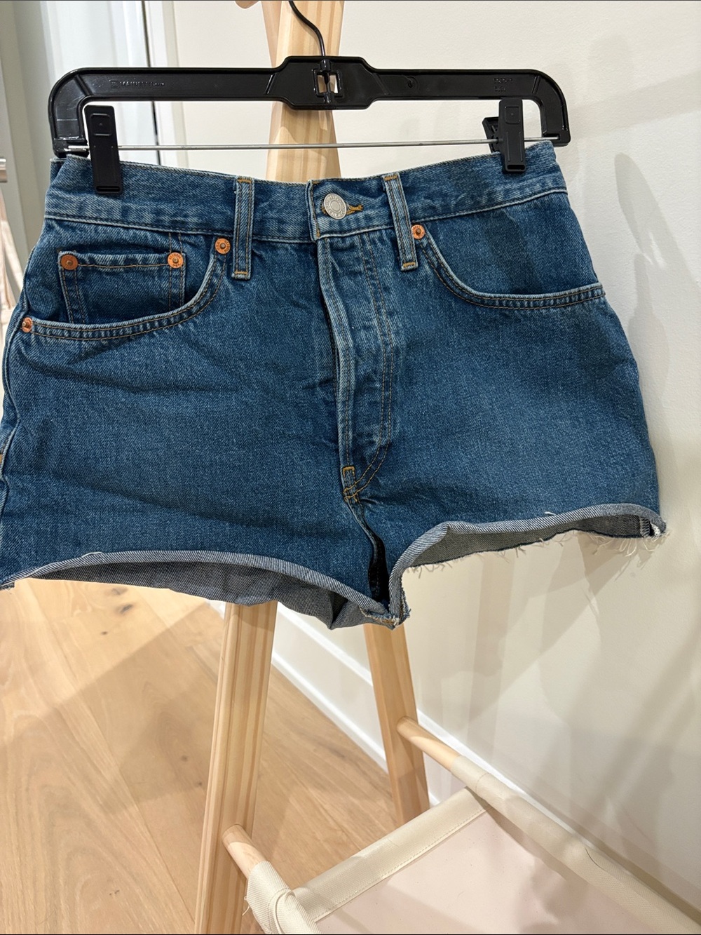 Re/Done “70s high rise” denim shorts